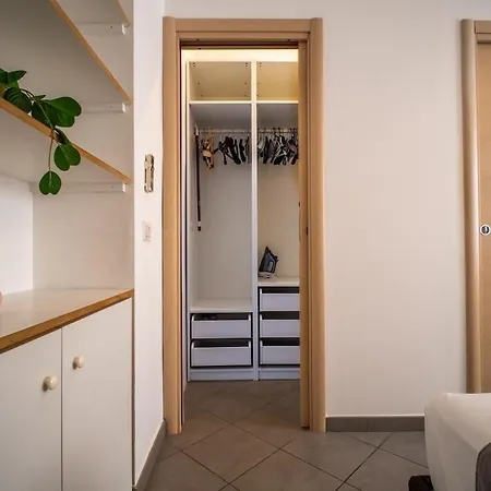 Navigli-centro Modern Flat Balcony Check-in H24 Milano
