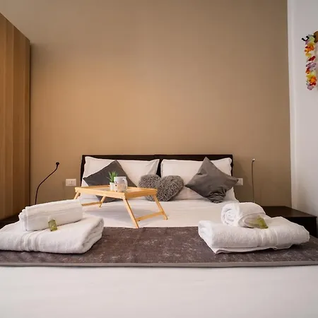 Navigli-centro Modern Flat Balcony Check-in H24 아파트